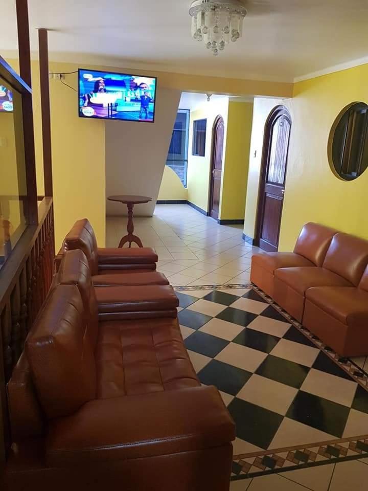 Hospedaje Karol Hotel Ayacucho Luaran gambar